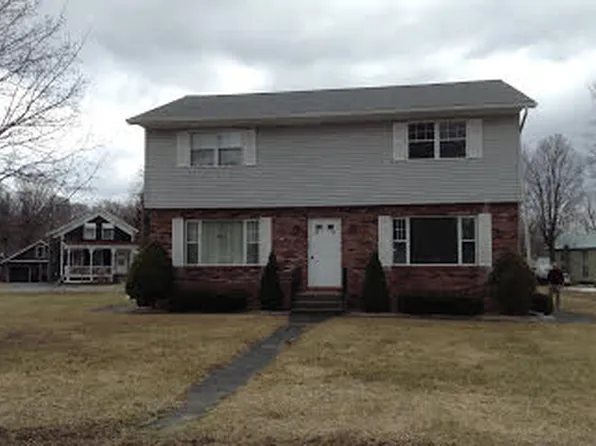 32 Knickerbocker St #32, Ballston Spa, NY 12020