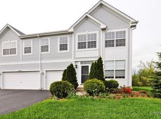 478 W Dalton Dr, Round Lake, IL 60073