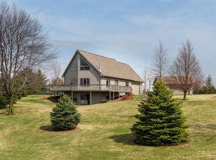 5833 55th St NW, Rochester, MN 55901