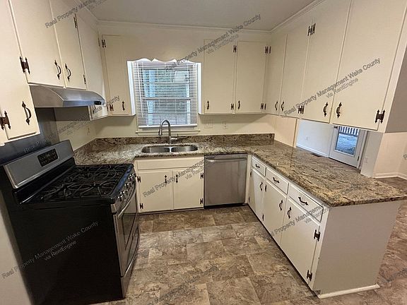 4th image of 722 Brunswick Pl