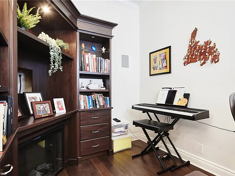 205 Bolton St #404 — Photo 15