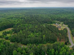 100 Garnett Point Dr, Carrollton, GA 30117