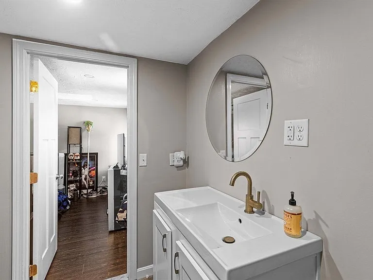 43 Samoset St #2 — Photo 7