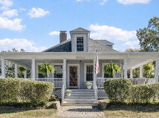 42 Hewitt Ave, North Andover, MA 01845