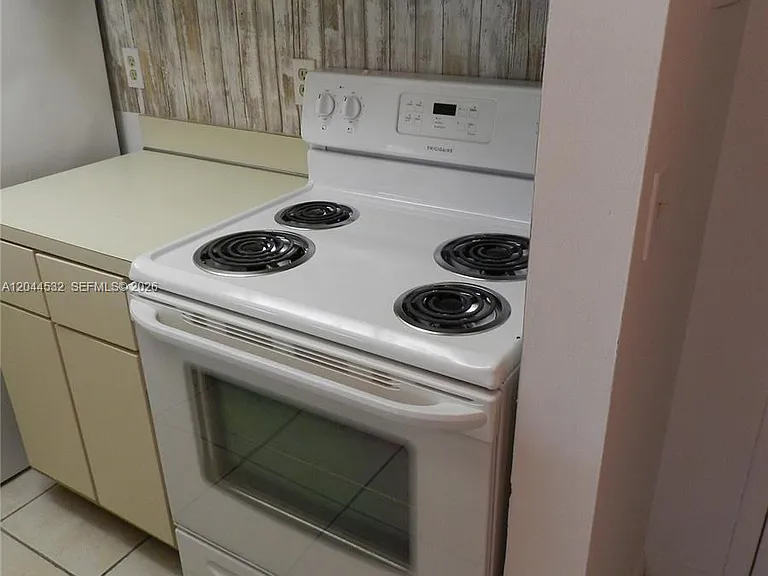 10001 W Atlantic Blvd #216 — Photo 9