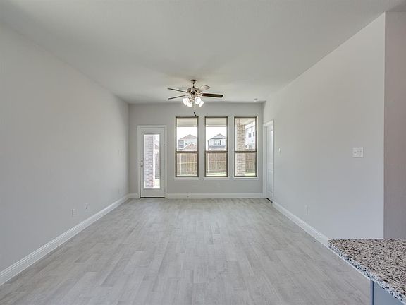4th image of 4548 Wilbarger St
