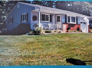 7 New York Dr, Whiting, NJ 08759