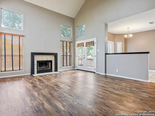 18 Nikita Dr — Photo 8