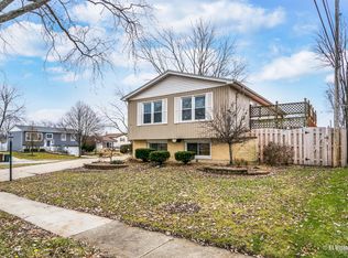 5629 Fairfax Rd, Oak Forest, IL 60452