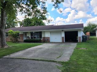 1613 N Riley Rd, Muncie, IN 47304