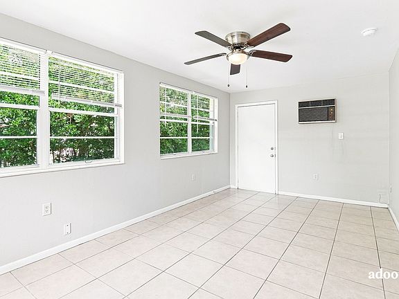 4th image of 14624 SW 34th Terrace Rd