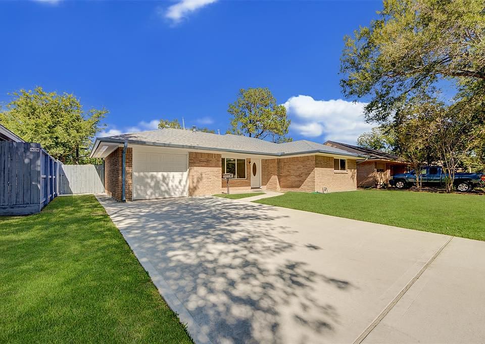 1st image of 5202 De Lange Ln