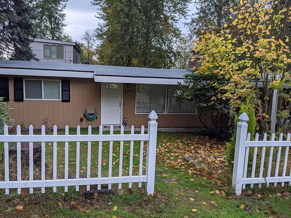 1st image of 12604 NE 90th St