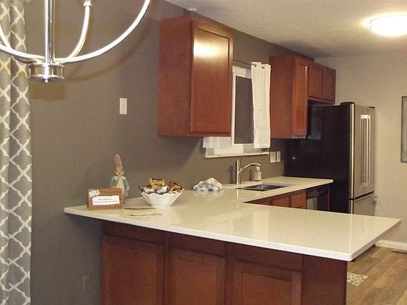 2nd image of 11654 Hinkley Dr