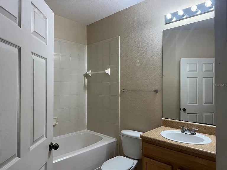 10021 Courtney Palms Blvd #303 — Photo 7