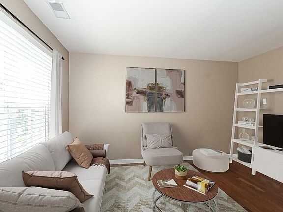 5th image of 419 Terra Springs Cir