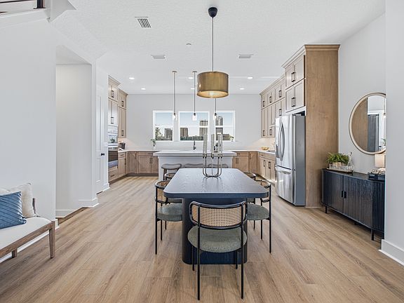 4th image of 2044 Prudential Dr