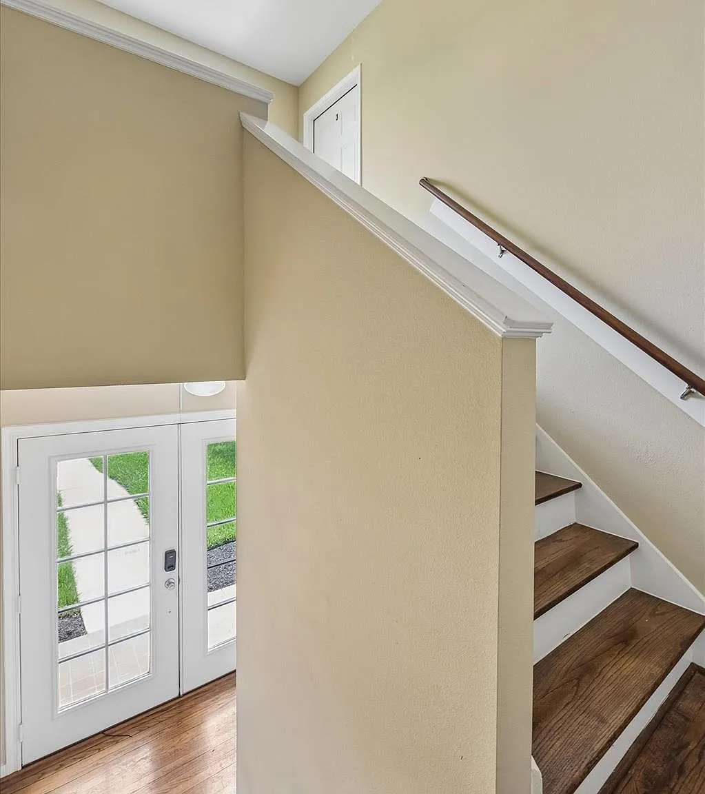 2 bed, 1.0 bath, 4236 sqft, $1,400 — Photo 3