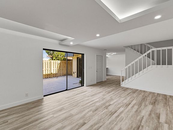 3rd image of 107 Lake Arbor Drive
