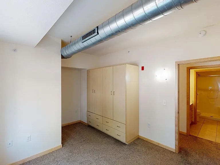 202 N Brooks St — Photo 12