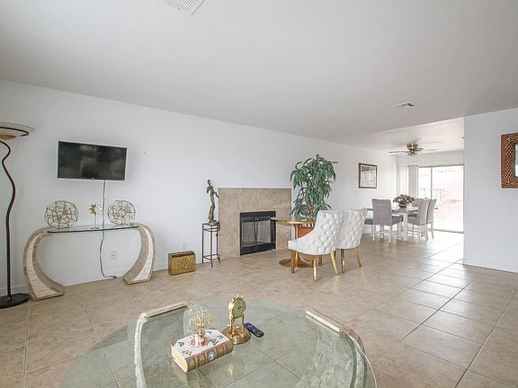 4th image of 396 Dooley Dr