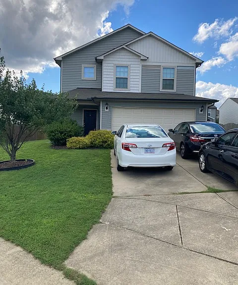 2510 Perthshire Ln — Photo 2