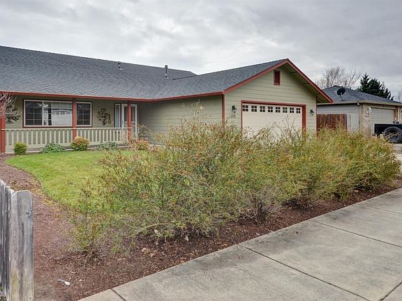 3rd image of 508 Westminster Dr