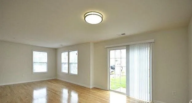 Living room /dining room