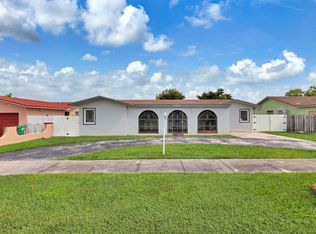 10501 SW 165th St, Miami, FL 33157