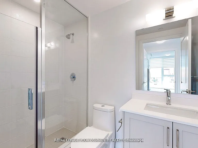20 Gatineau Dr #402 — Photo 16