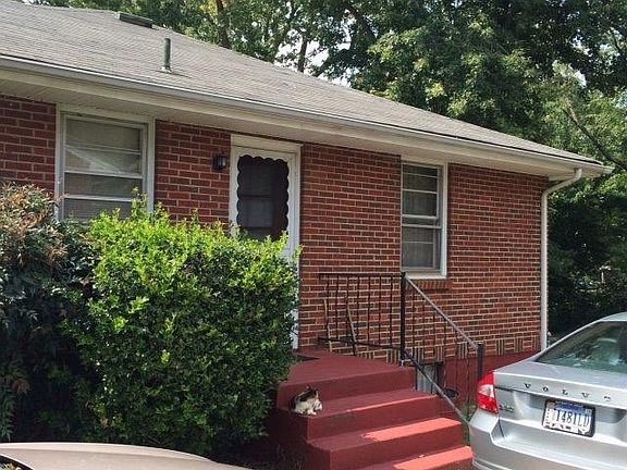 3rd image of 4535 Oakdale Dr