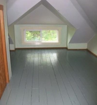 5th image of 202 Barksdale Ave