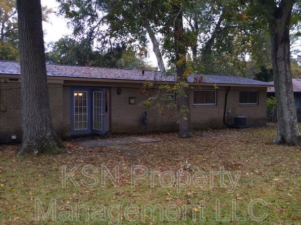 412 Barnhill Dr