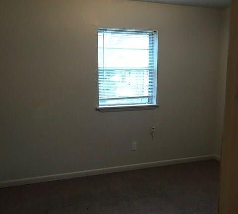 4th image of 4008 Sewall Dr SW