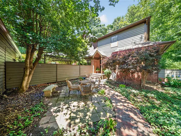 7407 Newmans Ln, Charlotte, NC 28270