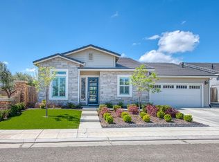 736 Huntington Ave S, Madera, CA