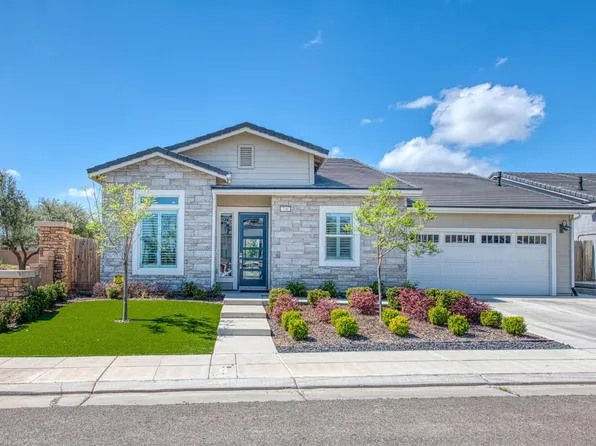 736 Huntington Ave S, Madera, CA 93636