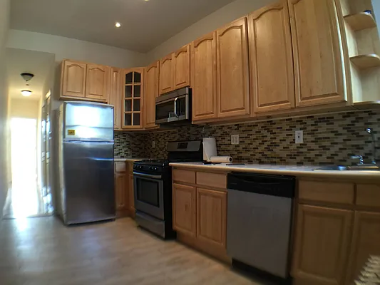 Rented by Francine Realty | media 26