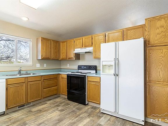 5th image of 5536 Thorn Berry Ct