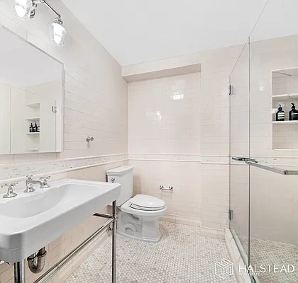 Sold by Brown Harris Stevens | media 19