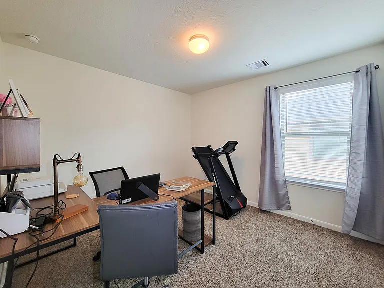 5046 Longlane Dr — Photo 35