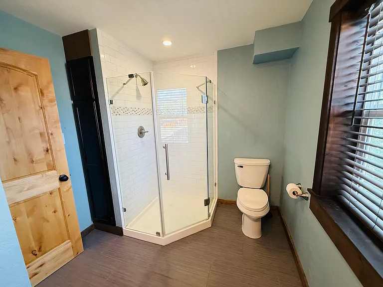 610 Poplar St — Photo 14