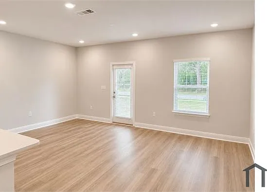 333 Callie Dr — Photo 6
