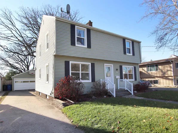 1645 Sheridan St, Oshkosh, WI 54901