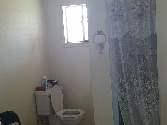 5th image of 4462 Naples St
