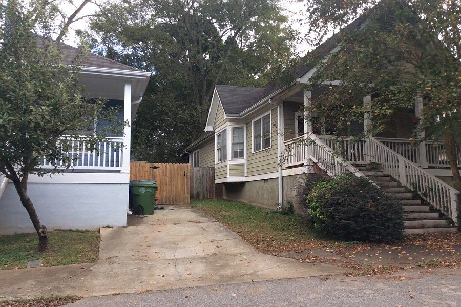 2nd image of 124 Selman St SE