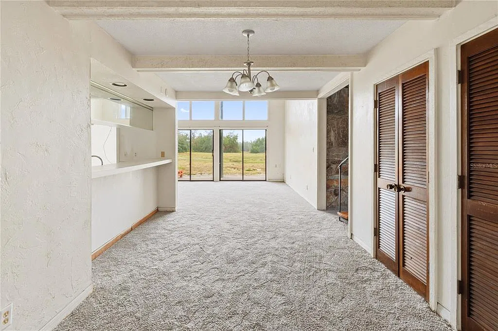1 bed, 974 sqft, $925 — Photo 3