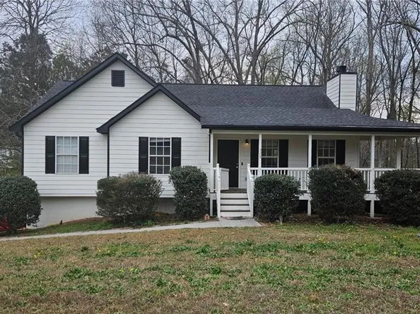 329 Summer Creek Dr, Dallas, GA 30157