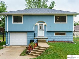 4706 P St, Omaha, NE 68117