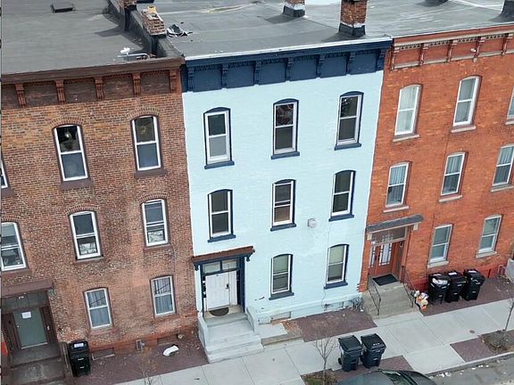 4th image of 276 3rd Street
